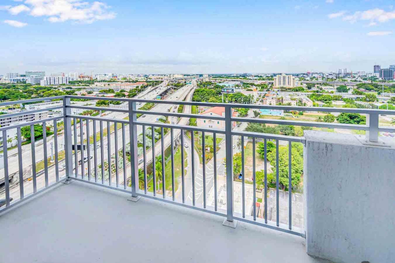 شقة Amazing 3 Bed Unit In Dwntwn Miami With Free Parking المظهر الخارجي الصورة